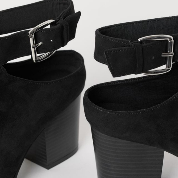 Faux seude ankle boots - Picture 3 of 5